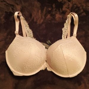 Victoria secrets 36ddd very sexy push-up